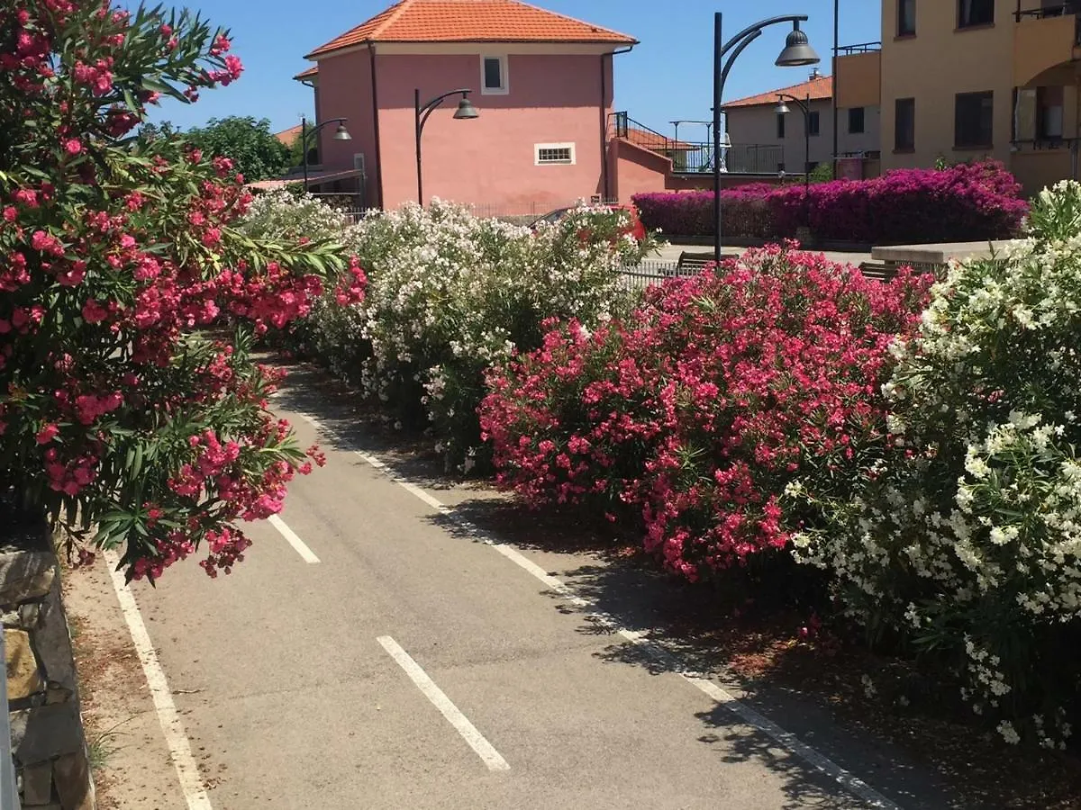 Sun, Beach And Bike Santo Stefano al Mare Appartamento